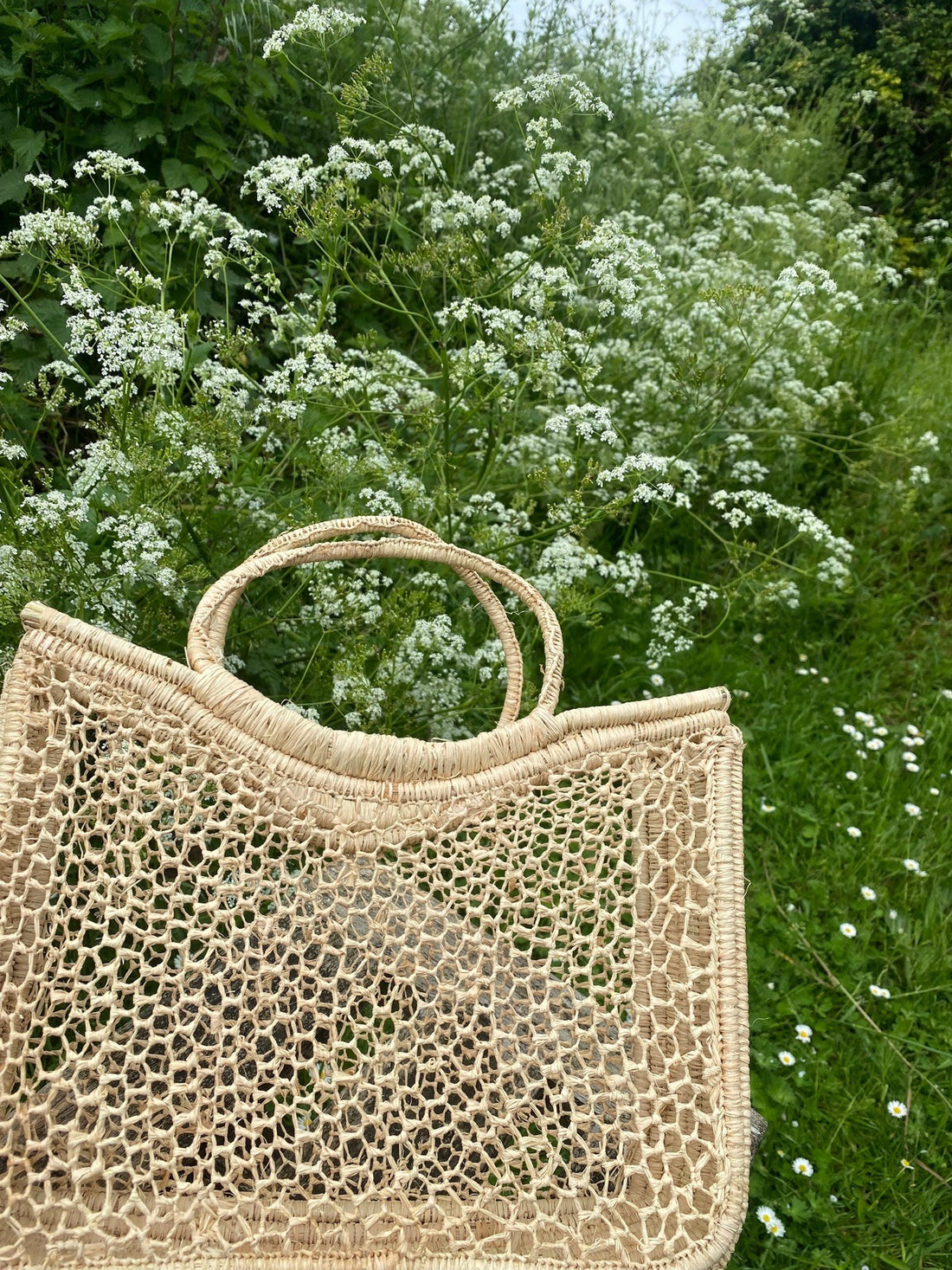 Hand woven raffia basket - natural