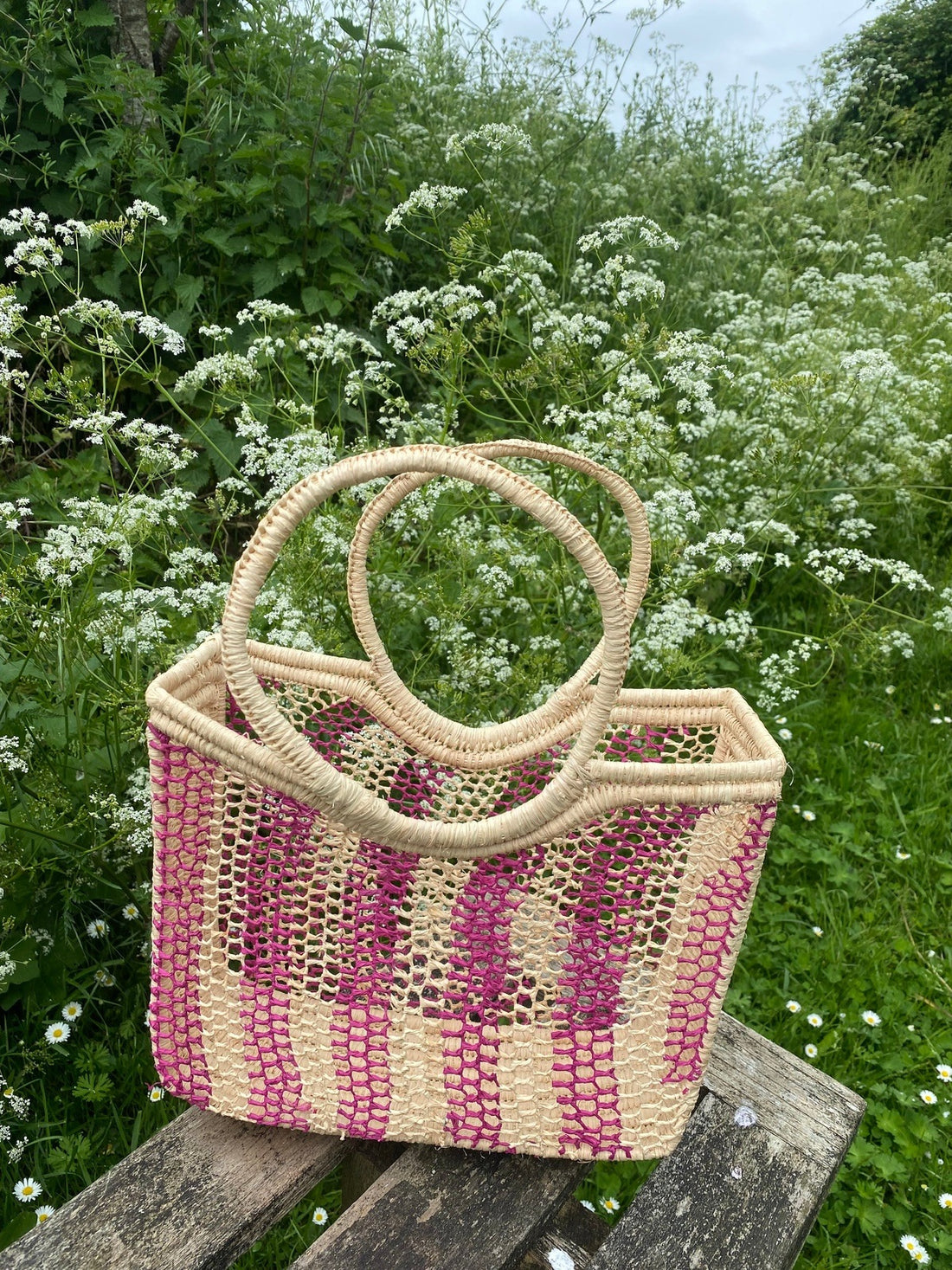 Hand woven raffia basket - pink