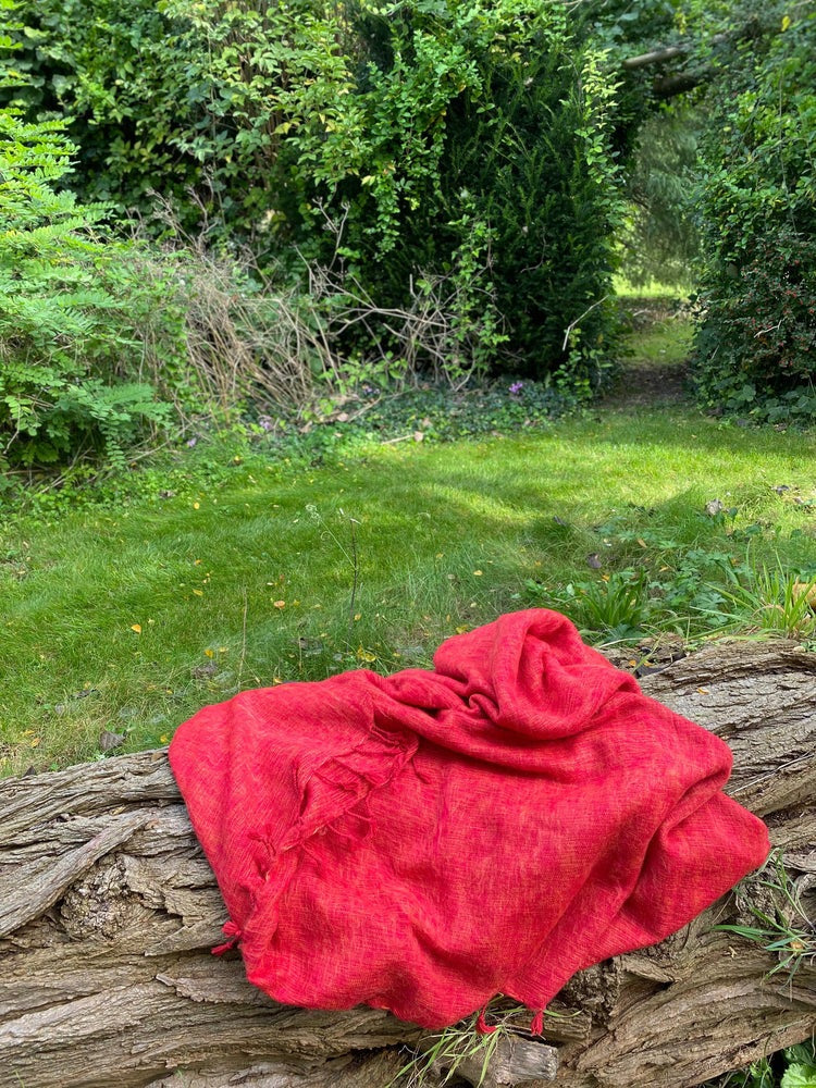 Himalayan Blanket - Red Rose